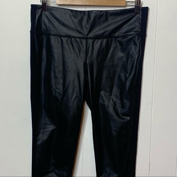 Black Leggings Athleta Gleam Chaturanga To Town Faux Vegan Leather Front Panel L - Picture 2 of 6